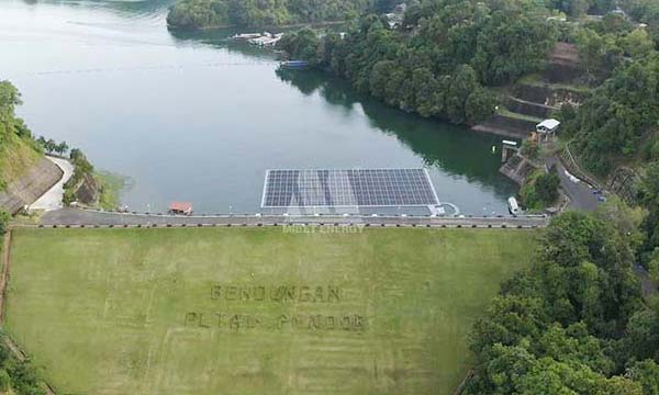 ミベット社、インドネシアのPLN太陽光発電プロジェクトに浮体式システムを納入